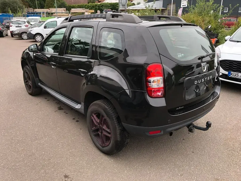 Gebraucht Dacia Duster Lauréate 125 PS (91 kW) 2015 Schwarz SUV