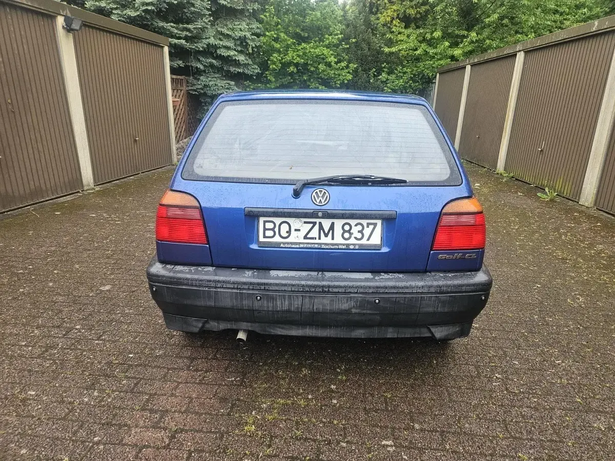Gebraucht VW Golf III 75 PS (55 kW) 1995 Blau Limousine