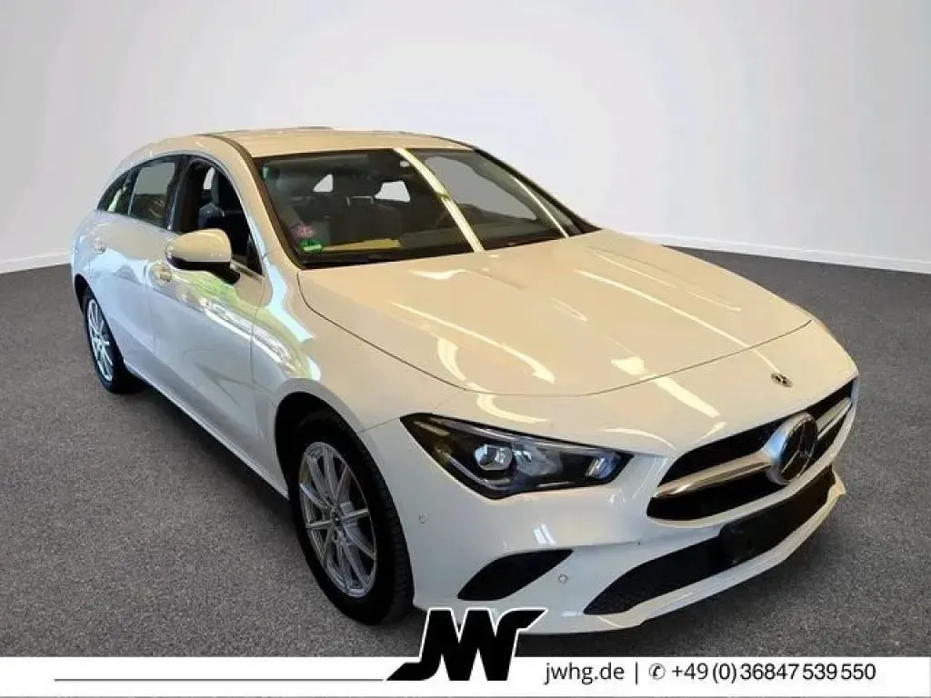 Gebraucht Mercedes CLA250 218 PS (160 kW) 2022 Polarweiss  unilack (metallic) Coupé