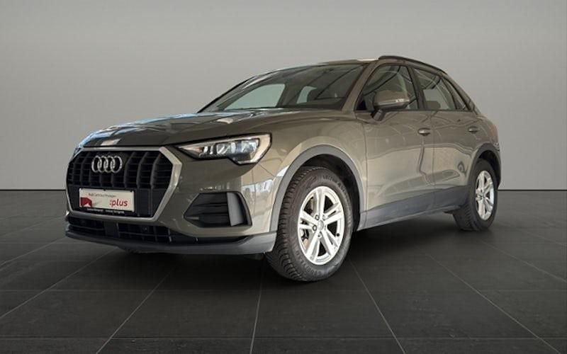 Gebraucht Audi Q3 Ambiente 150 PS (110 kW) 2019 Grau SUV