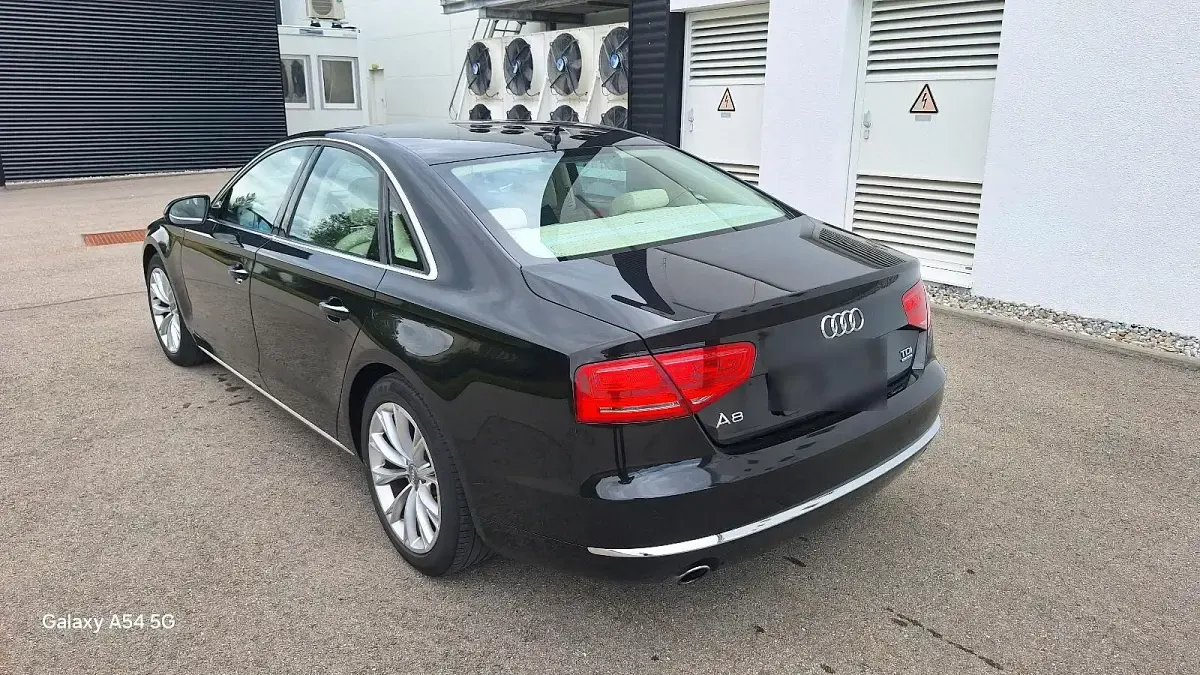 Gebraucht Audi A8 350 PS (257 kW) 2010 Schwarz Limousine