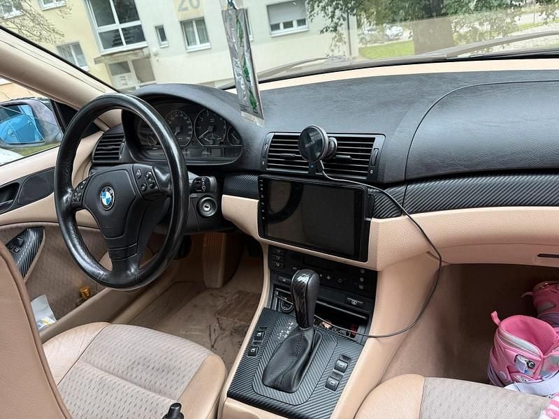 Grün Gebraucht 2025 BMW 323 Coupé | 2.800 € - Bild 1/4