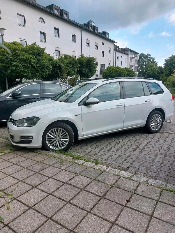 Gebraucht VW Golf VII Cup 110 PS (80 kW) 2014 Weiß Kombi