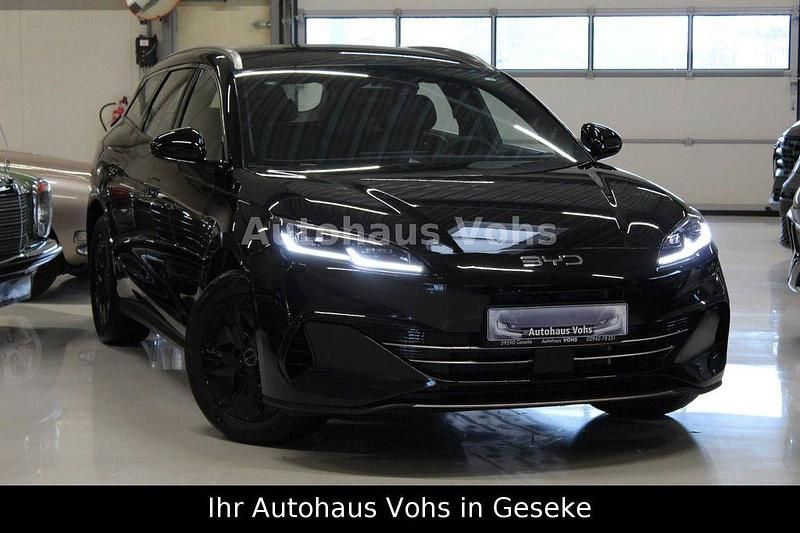 Neu BYD Seal Boost 184 PS (135 kW) 2025 Schwarz Limousine