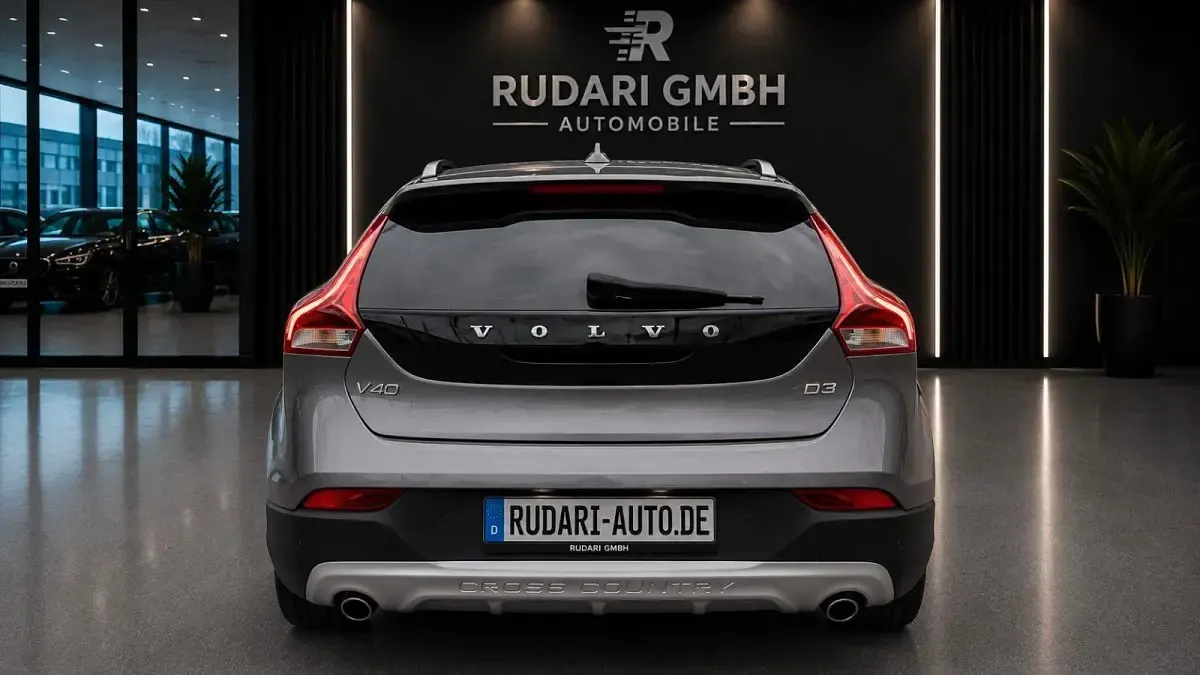 Gebraucht Volvo V40 You! 150 PS (110 kW) 2015 Grau Kleinwagen