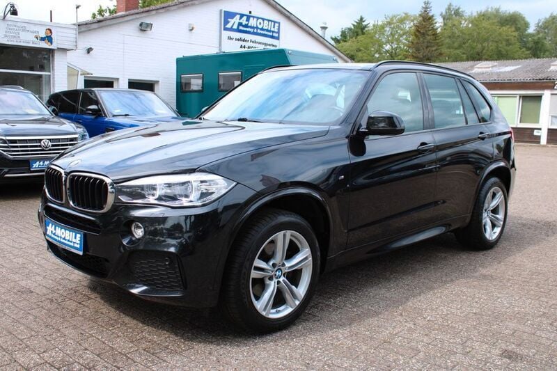Black sapphire metallic (metallic) Gebraucht 2016 BMW X5 M Sport SUV | 21.999 € (Guter Preis) - Bild 1/4