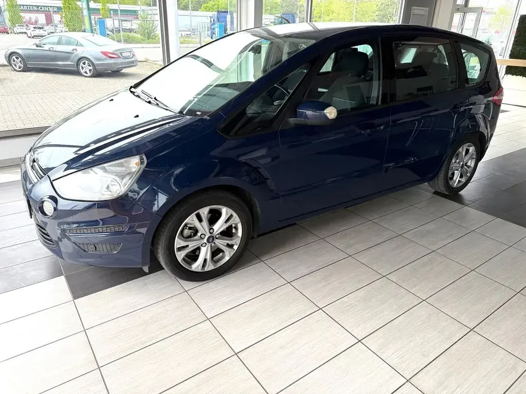 Gebraucht Ford S-MAX Trend 163 PS (119 kW) 2012 Blau Van / Kleinbus