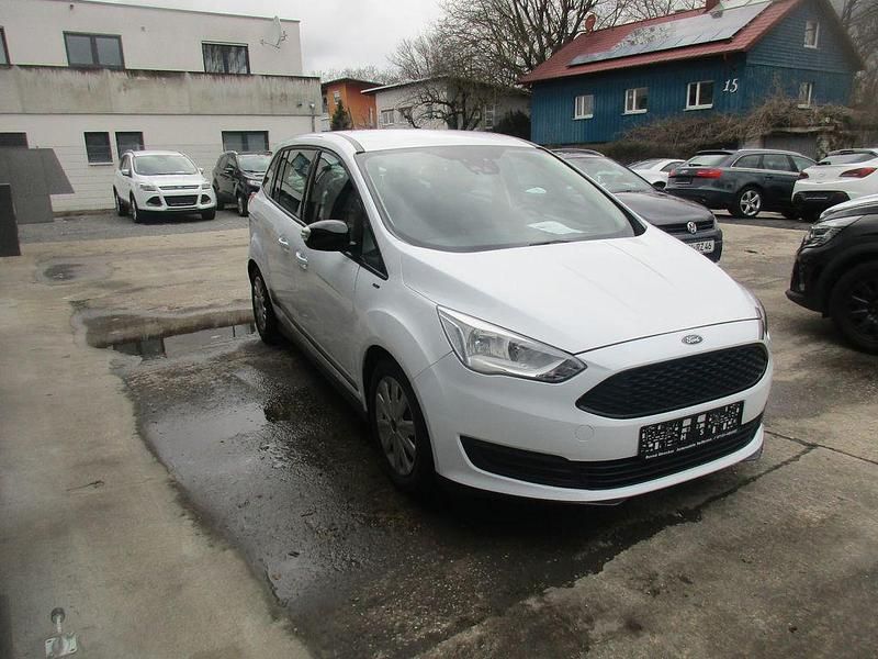 Gebraucht Ford Grand C-Max Ambiente 101 PS (74 kW) 2019 Weiß Van / Kleinbus