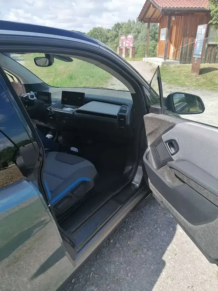 Gebraucht BMW i3 125 kW (170 PS) 2021 Blau Kleinwagen