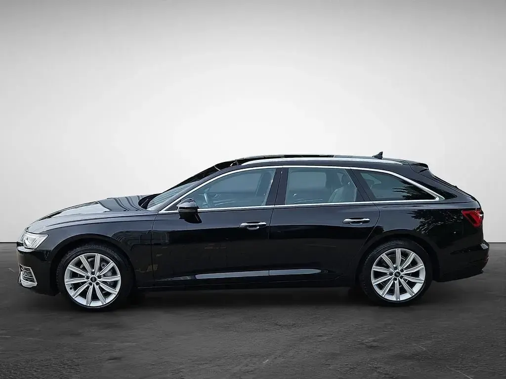 Gebraucht Audi A6 Design 204 PS (150 kW) 2023 Mythosschwarz metallic Kombi
