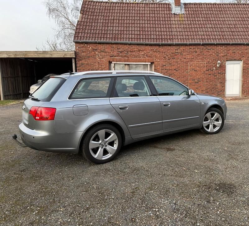 Gebraucht Audi A4 140 PS (102 kW) 2006 Silber Kombi