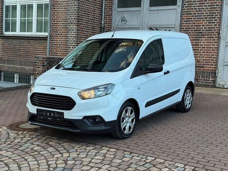 Gebraucht Ford Transit 75 PS (55 kW) 2021 Weiß Van / Kleinbus