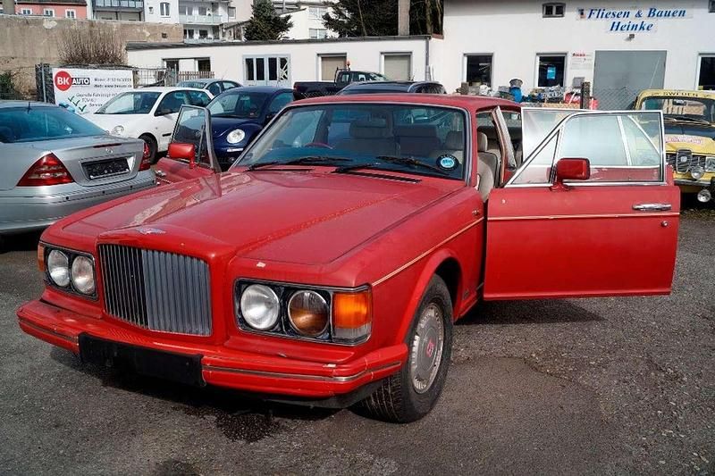 Gebraucht Bentley Mulsanne 203 PS (149 kW) 1985 Rot Limousine
