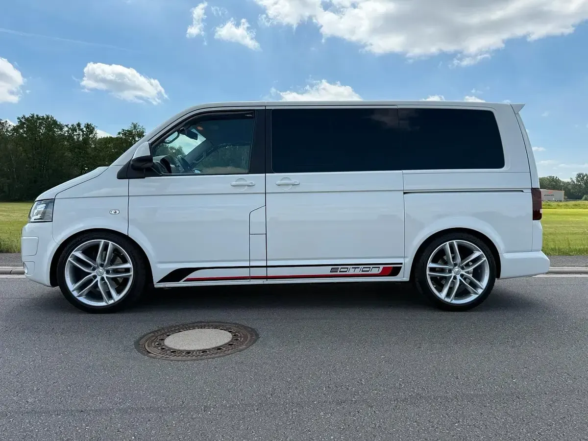 Gebraucht VW Multivan Highline 180 PS (132 kW) 2010 Weiß Van / Kleinbus