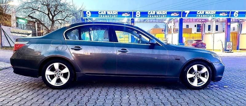 Gebraucht BMW 525 192 PS (141 kW) 2004 Grau Limousine