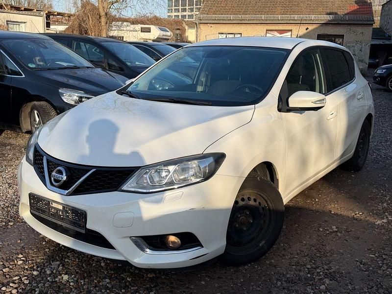 Gebraucht Nissan Pulsar Acenta 110 PS (80 kW) 2014 Weiß Kleinwagen