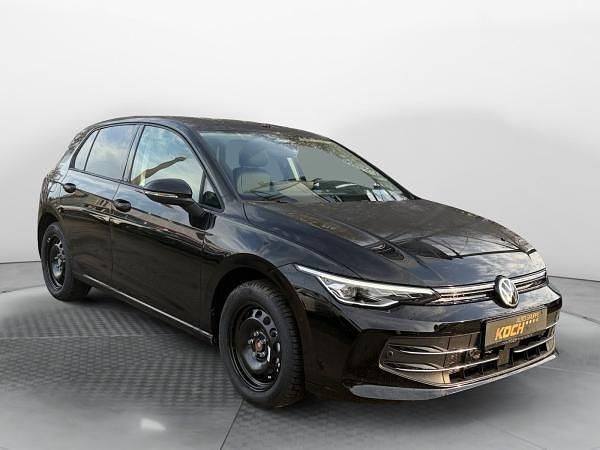 Neu VW Golf 150 PS (110 kW) 2026 Schwarz (grenadillschwarz metallic) Limousine