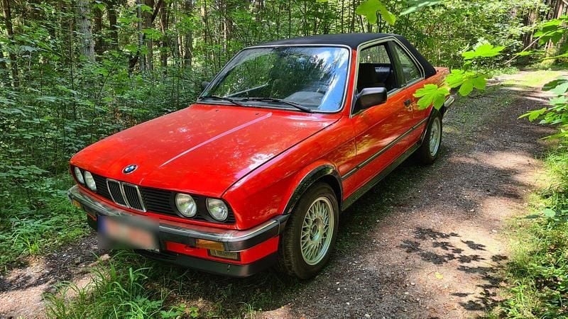 Rot Gebraucht 1987 BMW 325 Cabriolet M Sport Cabrio | 18.700 € - Bild 1/4
