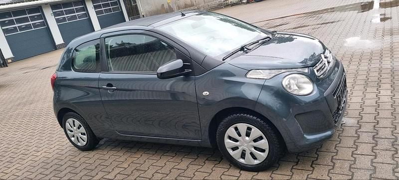 Gebraucht Citroën C1 70 PS (51 kW) 2016 Schwarz Kleinwagen