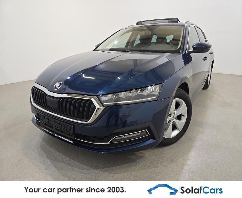 Blau Gebraucht 2020 Skoda Octavia Ambition Kombi | 15.065 € (Guter Preis) - Bild 1/4