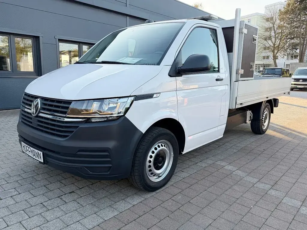 Używany VW Transporter 110 KM (80 kW) 2021 Biały Van