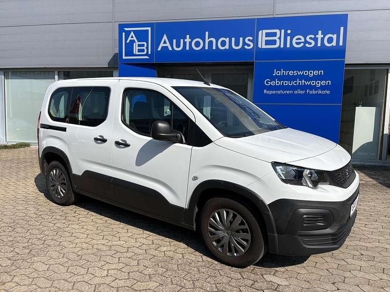 Gebraucht Peugeot Rifter Active 110 PS (80 kW) 2022 Lackierung weiss Van / Kleinbus