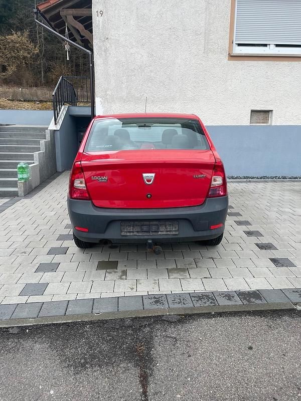 Gebraucht Dacia Logan 75 PS (55 kW) 2009 Rot Limousine