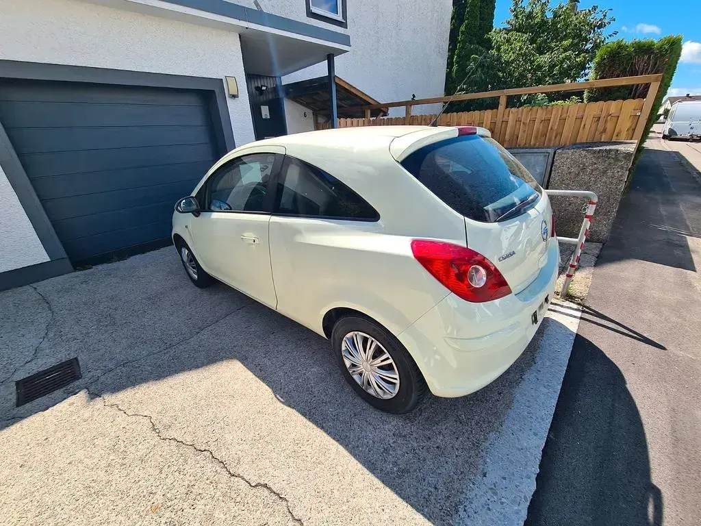 Gebraucht Opel Corsa 69 PS (50 kW) 2012 Kleinwagen
