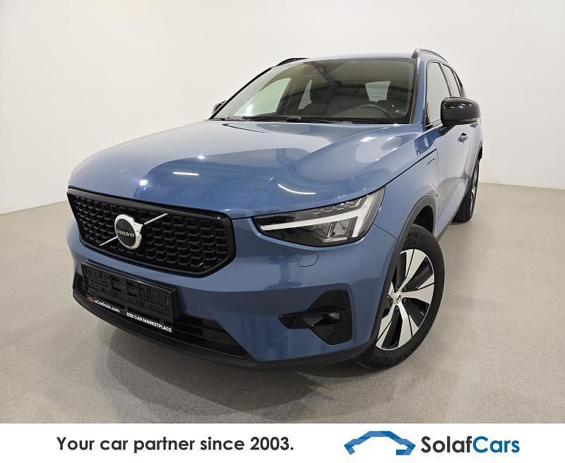 Blau Gebraucht 2023 Volvo XC40 SUV | 22.143 € (Guter Preis) - Bild 1/4