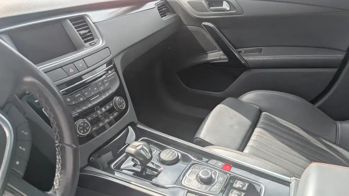 Gebraucht Peugeot 508 RXH 163 PS (119 kW) 2012 Weiß Kombi