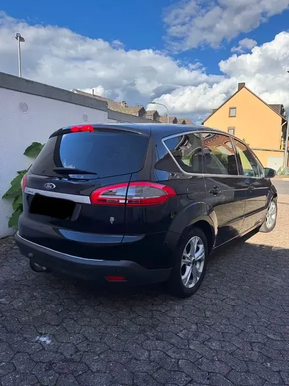 Gebraucht Ford S-MAX Titanium 163 PS (119 kW) 2014 Schwarz Van / Kleinbus