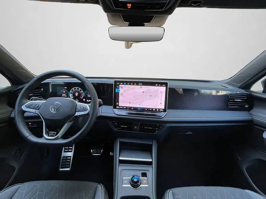 Gebraucht VW Tiguan Goal 150 PS (110 kW) 2025 Cipressinogrün metallic (metallic) SUV