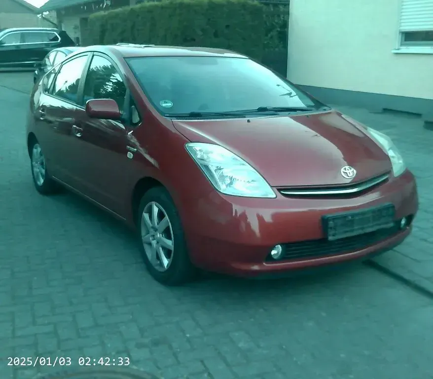 Gebraucht Toyota Prius Sol 77 PS (56 kW) 2006 Rot Kleinwagen