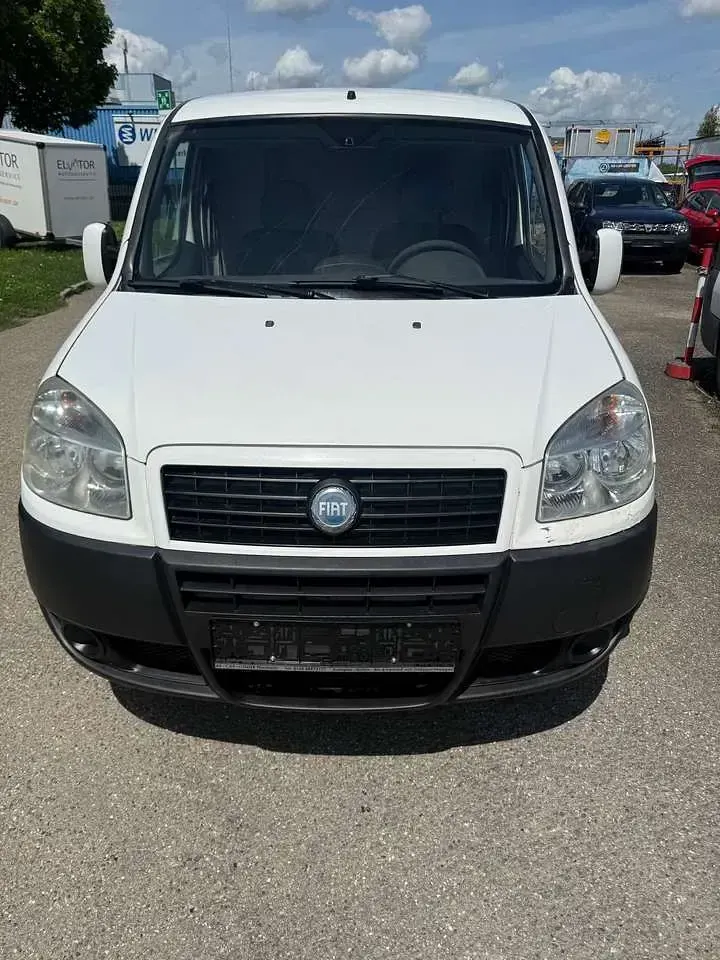 Gebraucht Fiat Doblò 75 PS (55 kW) 2007 Weiss Van / Kleinbus