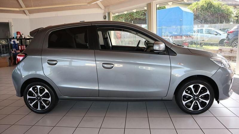 Gebraucht Mitsubishi Space Star 80 PS (58 kW) 2020 Grau Limousine