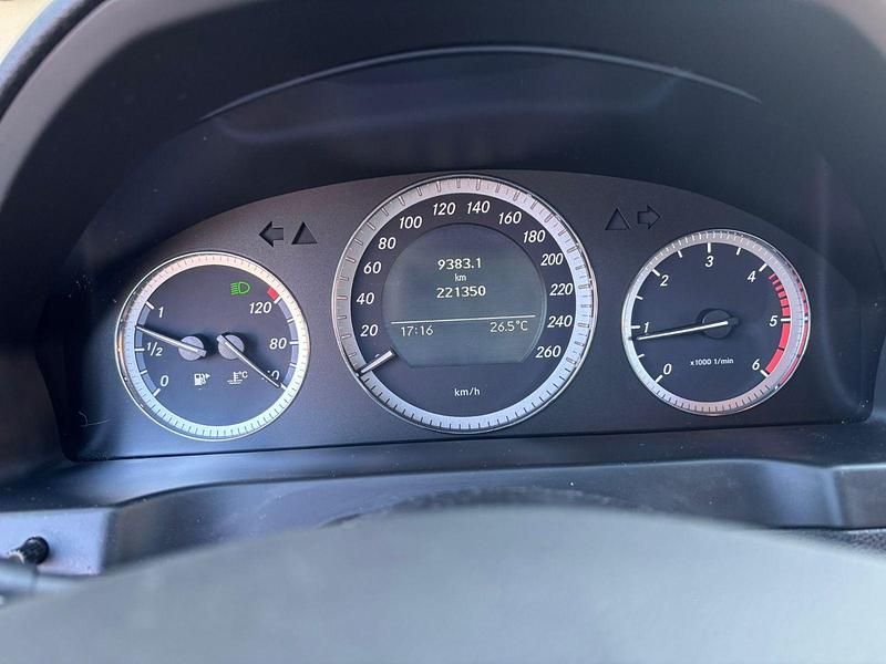 Rot Gebraucht 2010 Mercedes C220 Kombi | 3.799 € (Superpreis) - Bild 1/4