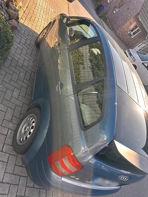 Gebraucht Audi A2 61 PS (44 kW) 2003 Blau Kleinwagen