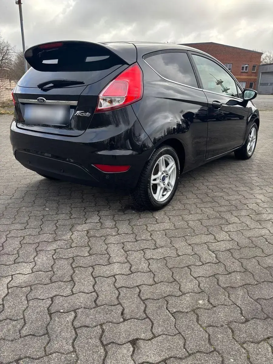 Gebraucht Ford Fiesta SYNC Edition 95 PS (69 kW) 2013 Schwarz Kleinwagen