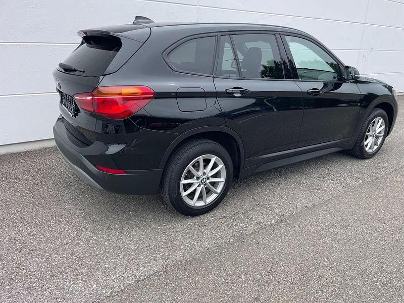 Gebraucht BMW X1 Advantage 140 PS (102 kW) 2017 Schwarz SUV