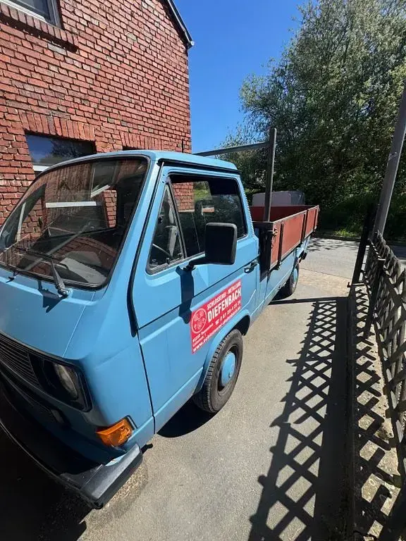 Second-hand VW T3 77 CP (56 kW) 1989 Albastru Van