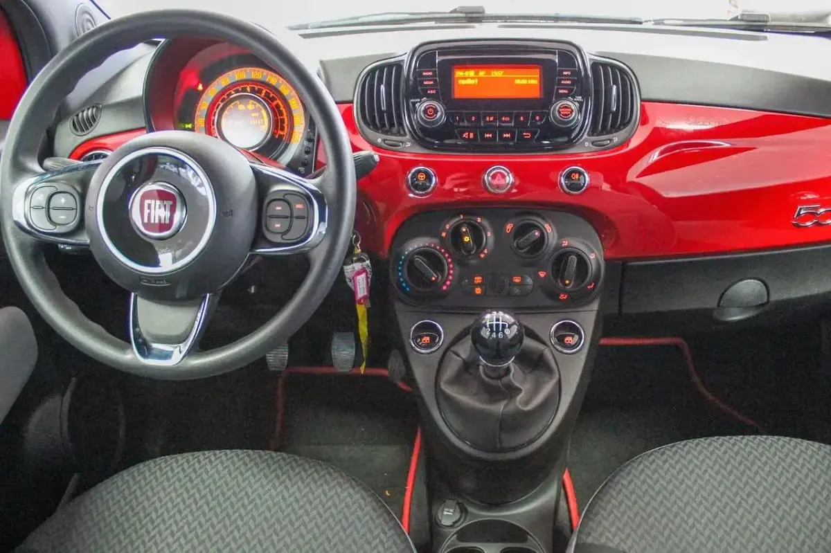 Gebraucht Fiat 500 Pop 69 PS (50 kW) 2021 Rot Kleinwagen