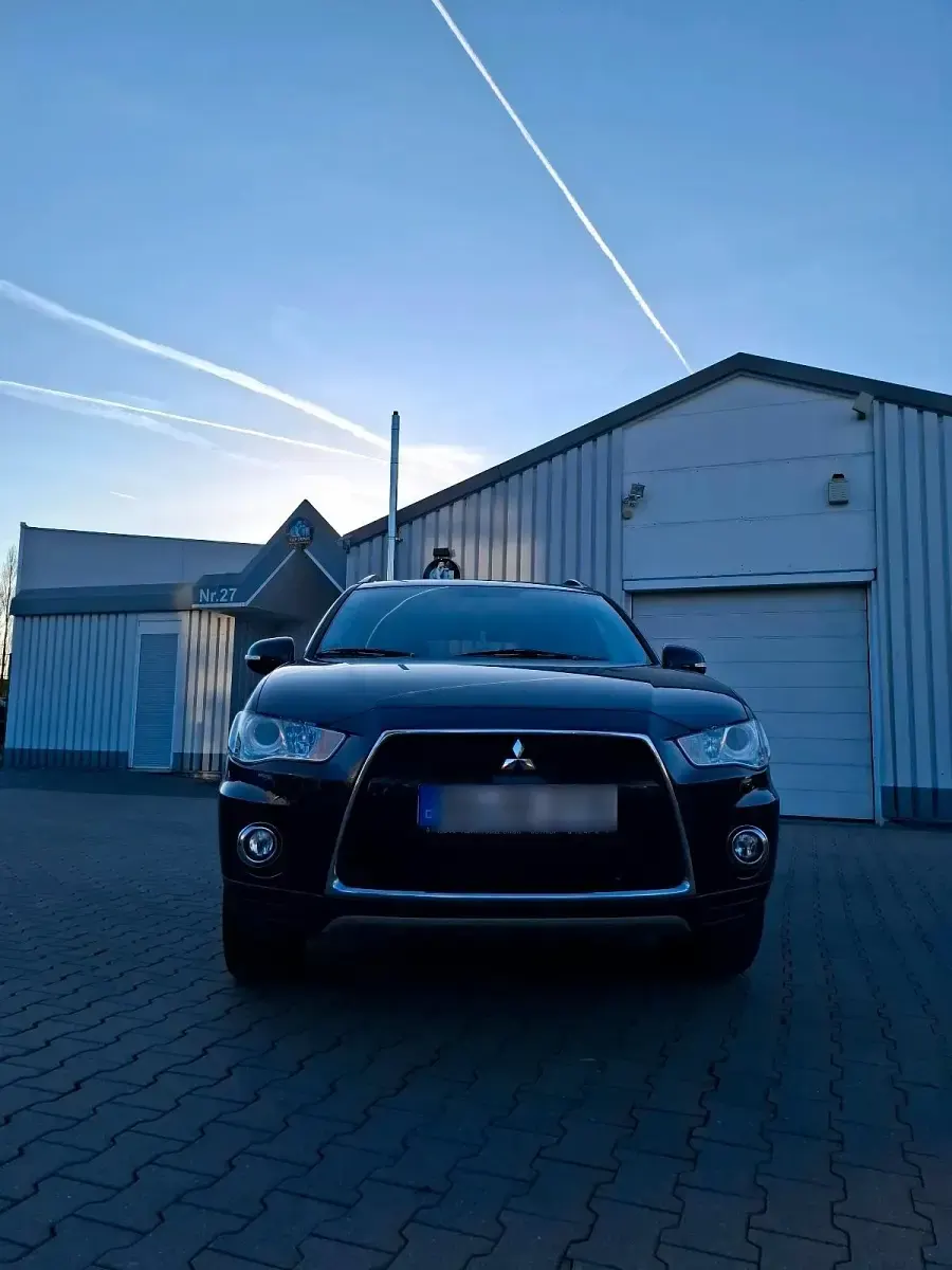 Gebraucht Mitsubishi Outlander 177 PS (130 kW) 2012 Blau SUV