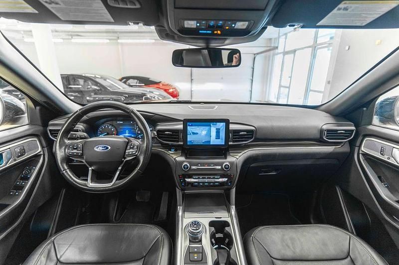 Gebraucht Ford Explorer Limited 322 PS (236 kW) 2021 Rot SUV