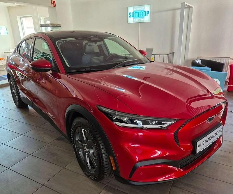 Gebraucht Ford Mustang Mach-E 216 kW (294 PS) 2023 Lucidrot SUV