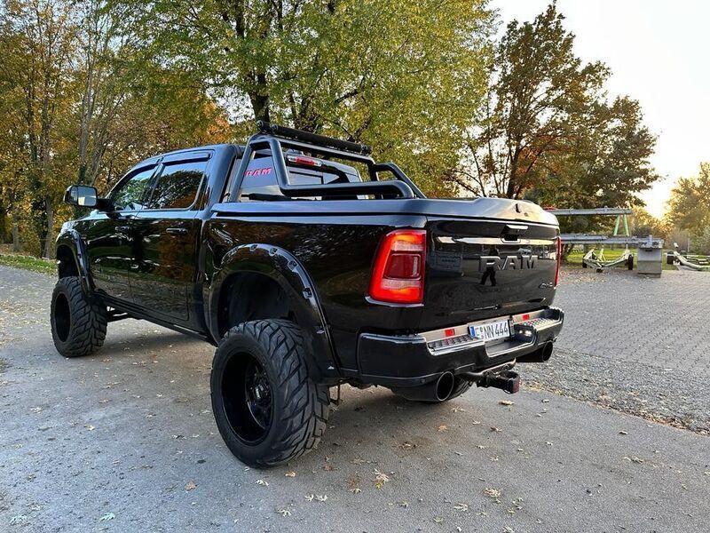 Gebraucht Dodge Ram 401 PS (294 kW) 2019 Schwarz Pickup