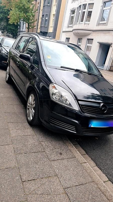 Schwarz Gebraucht 2006 Opel Zafira Van / Kleinbus | 2.799 € (Fairer Preis) - Bild 1/4