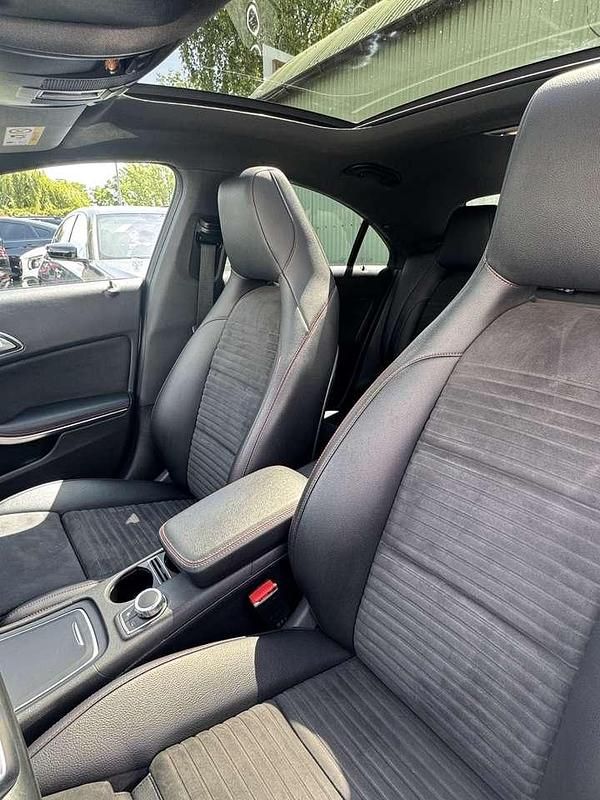 Gebraucht Mercedes CLA250 AMG line 218 PS (160 kW) 2018 Limousine
