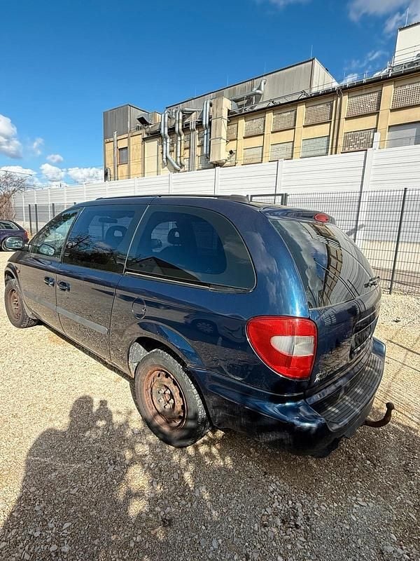 Gebraucht Chrysler Voyager 150 PS (110 kW) 2005 Blau Van / Kleinbus