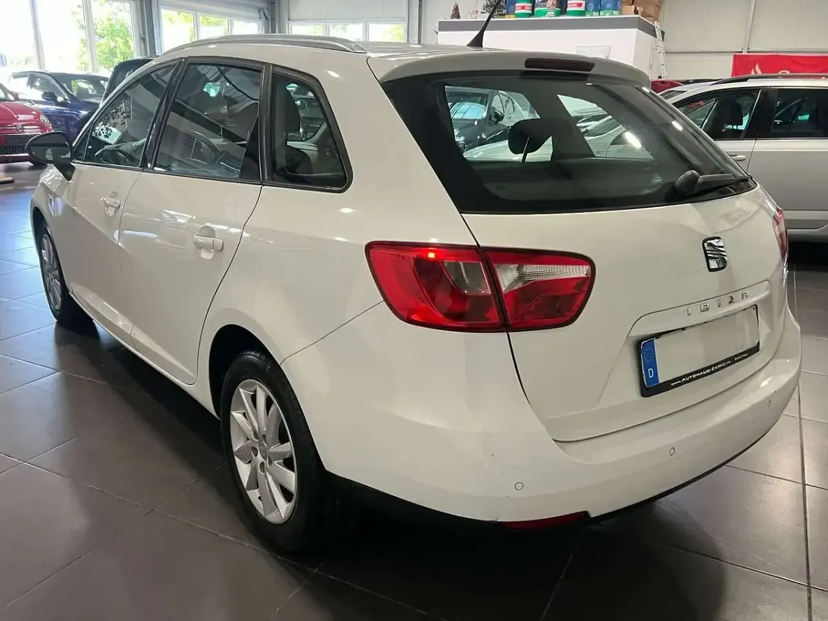 Gebraucht Seat Ibiza ST Style 75 PS (55 kW) 2013 "candy" weiss Kombi