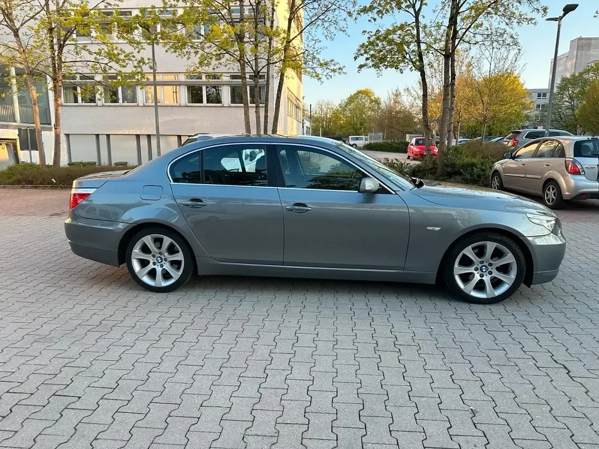 Używany BMW 520 170 KM (125 kW) 2008 Szary Sedan/Limuzyna